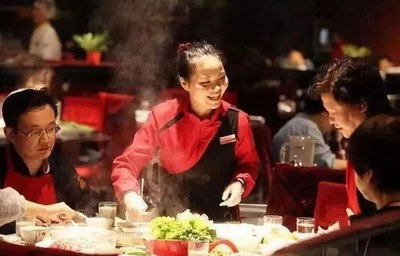 数字化时代下餐饮服务转型 技术与人性协同的新篇章