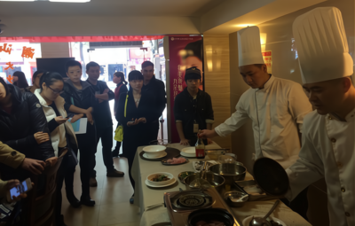 大石斑鱼火锅 奢华餐饮体验解析